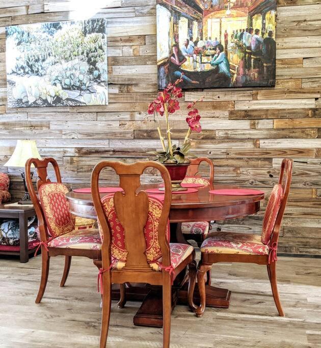 דירות Bella Vista Corner Lake Getaway מראה חיצוני תמונה